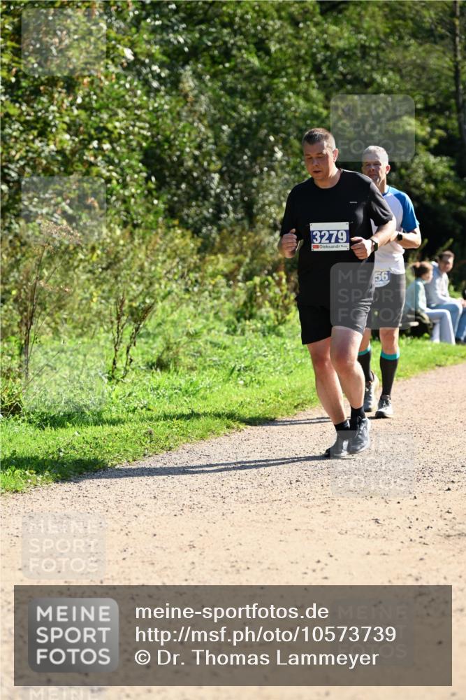 27.09.2026 - 35. Volkslauf durch das schöne Alstertal Dr. Thomas Lammeyer http://msf.ph/oto/10573739 27.09.2026 11:29:51 Laufen 3279, 56 meine-sportfotos.de