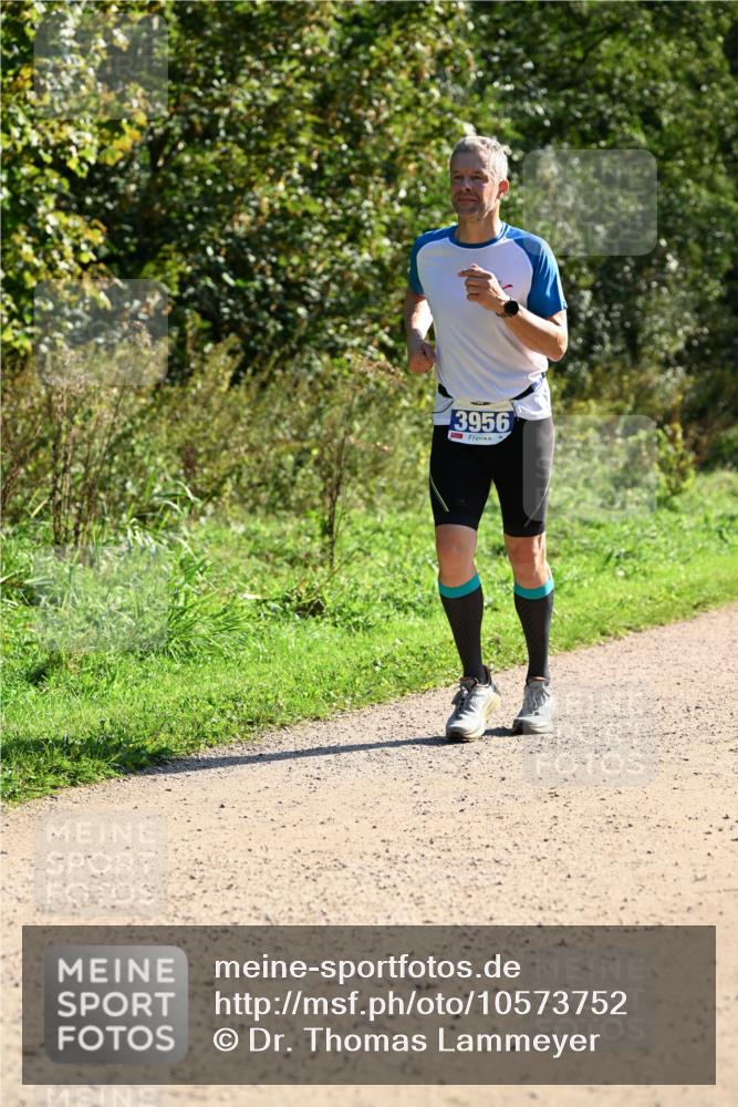 27.09.2026 - 35. Volkslauf durch das schöne Alstertal Dr. Thomas Lammeyer http://msf.ph/oto/10573752 27.09.2026 11:29:53 Laufen 3956 meine-sportfotos.de