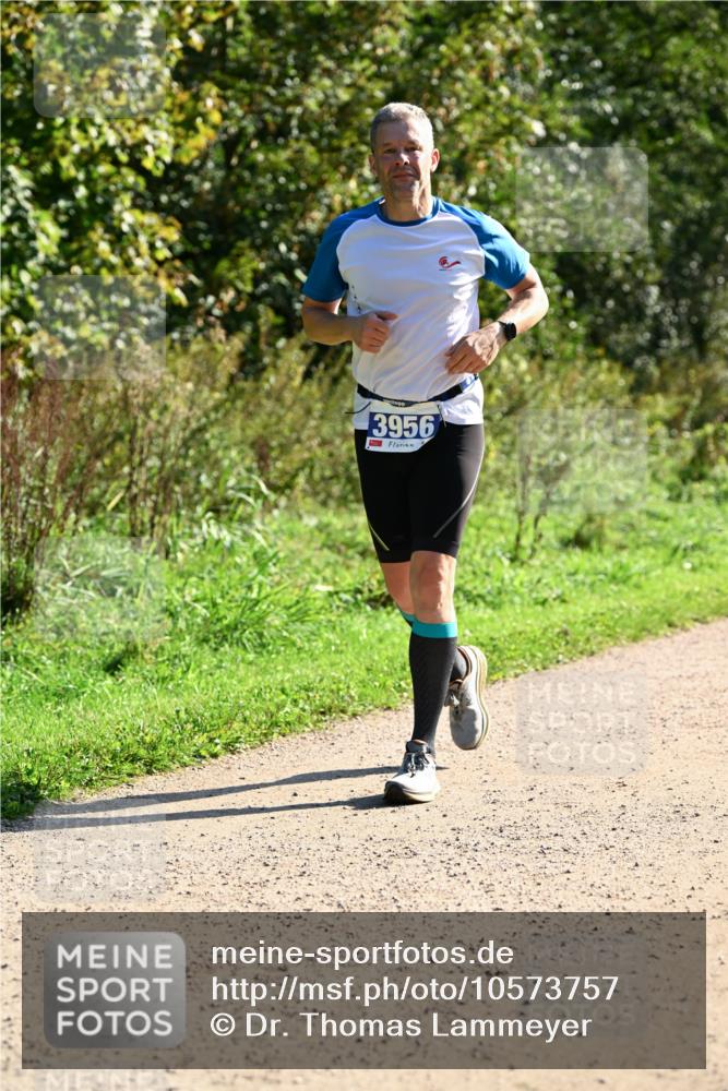 27.09.2026 - 35. Volkslauf durch das schöne Alstertal Dr. Thomas Lammeyer http://msf.ph/oto/10573757 27.09.2026 11:29:54 Laufen 3956 meine-sportfotos.de