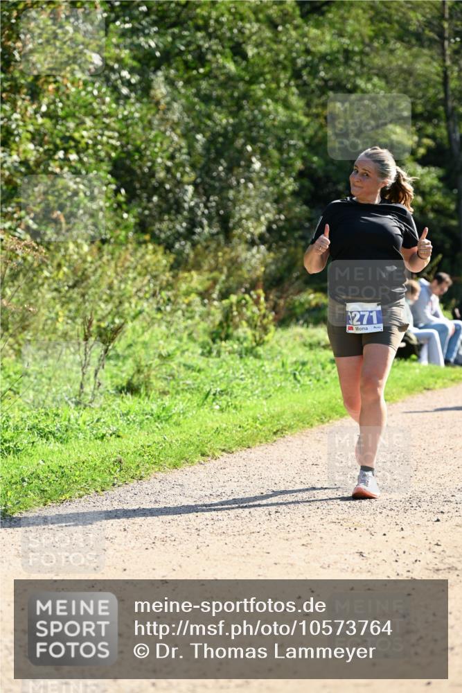 27.09.2026 - 35. Volkslauf durch das schöne Alstertal Dr. Thomas Lammeyer http://msf.ph/oto/10573764 27.09.2026 11:29:57 Laufen 271 meine-sportfotos.de