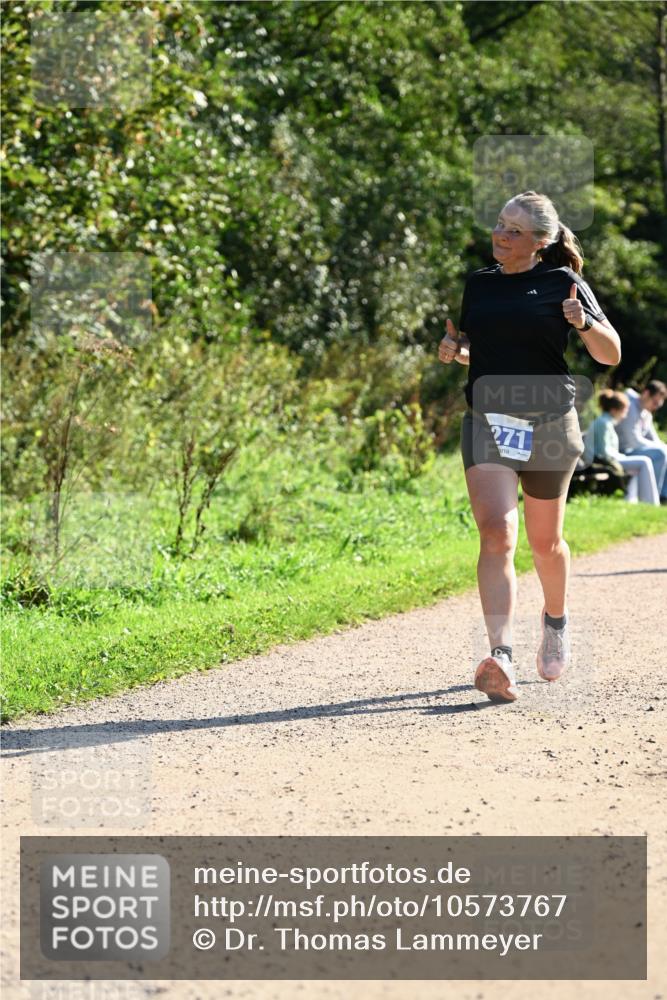 27.09.2026 - 35. Volkslauf durch das schöne Alstertal Dr. Thomas Lammeyer http://msf.ph/oto/10573767 27.09.2026 11:29:58 Laufen 271 meine-sportfotos.de