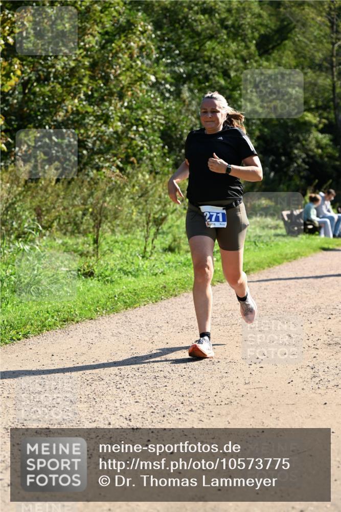 27.09.2026 - 35. Volkslauf durch das schöne Alstertal Dr. Thomas Lammeyer http://msf.ph/oto/10573775 27.09.2026 11:29:59 Laufen 271 meine-sportfotos.de