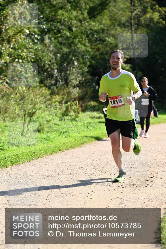 27.09.2026 - 35. Volkslauf durch das schöne Alstertal Dr. Thomas Lammeyer http://msf.ph/oto/10573785 27.09.2026 11:30:00 Laufen 1419 meine-sportfotos.de