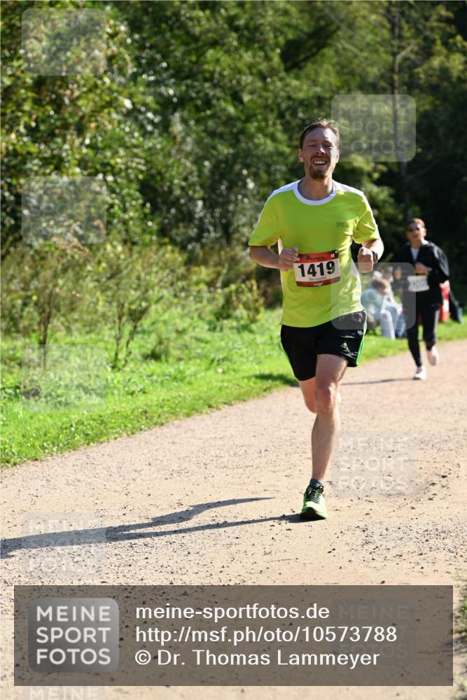 27.09.2026 - 35. Volkslauf durch das schöne Alstertal Dr. Thomas Lammeyer http://msf.ph/oto/10573788 27.09.2026 11:30:01 Laufen 1419, 2000 meine-sportfotos.de