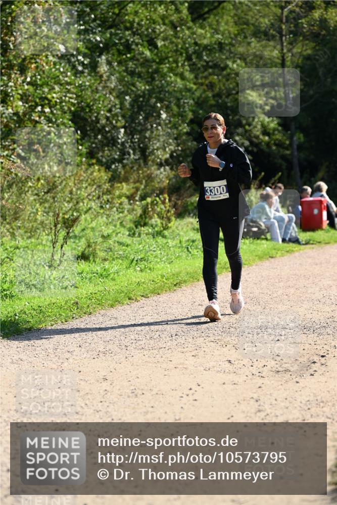 27.09.2026 - 35. Volkslauf durch das schöne Alstertal Dr. Thomas Lammeyer http://msf.ph/oto/10573795 27.09.2026 11:30:03 Laufen 3300 meine-sportfotos.de