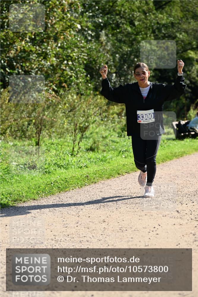 27.09.2026 - 35. Volkslauf durch das schöne Alstertal Dr. Thomas Lammeyer http://msf.ph/oto/10573800 27.09.2026 11:30:03 Laufen 3300 meine-sportfotos.de