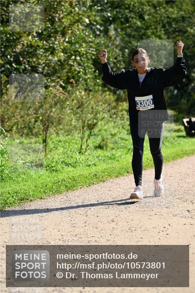 27.09.2026 - 35. Volkslauf durch das schöne Alstertal Dr. Thomas Lammeyer http://msf.ph/oto/10573801 27.09.2026 11:30:03 Laufen 3300 meine-sportfotos.de