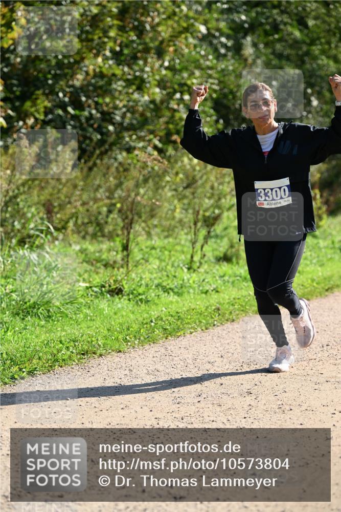 27.09.2026 - 35. Volkslauf durch das schöne Alstertal Dr. Thomas Lammeyer http://msf.ph/oto/10573804 27.09.2026 11:30:04 Laufen 3300 meine-sportfotos.de
