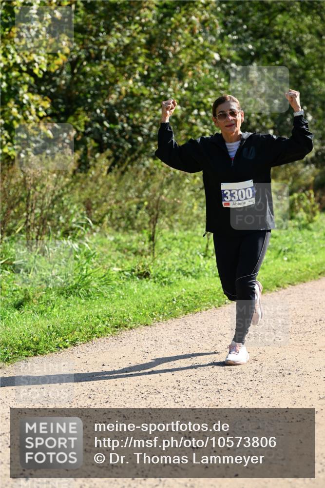 27.09.2026 - 35. Volkslauf durch das schöne Alstertal Dr. Thomas Lammeyer http://msf.ph/oto/10573806 27.09.2026 11:30:04 Laufen 3300 meine-sportfotos.de
