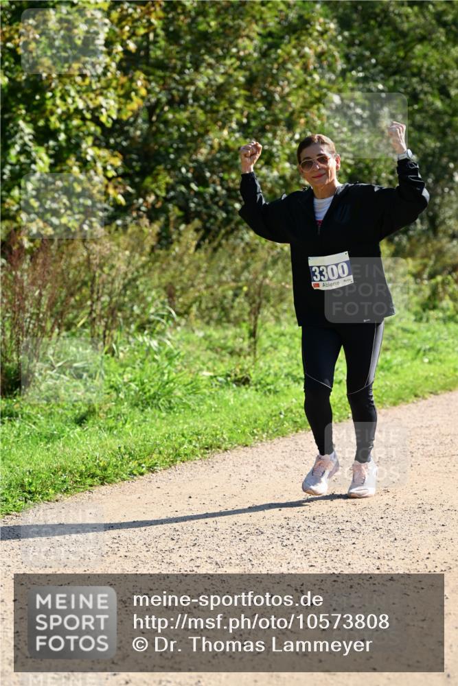 27.09.2026 - 35. Volkslauf durch das schöne Alstertal Dr. Thomas Lammeyer http://msf.ph/oto/10573808 27.09.2026 11:30:04 Laufen 3300 meine-sportfotos.de