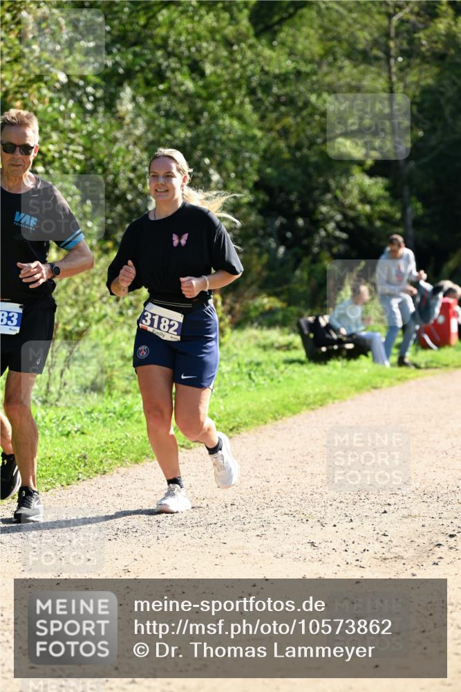 27.09.2026 - 35. Volkslauf durch das schöne Alstertal Dr. Thomas Lammeyer http://msf.ph/oto/10573862 27.09.2026 11:30:21 Laufen 83, 3182 meine-sportfotos.de