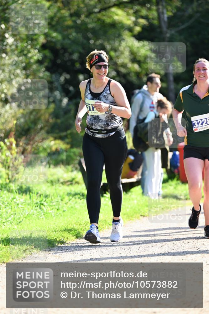 27.09.2026 - 35. Volkslauf durch das schöne Alstertal Dr. Thomas Lammeyer http://msf.ph/oto/10573882 27.09.2026 11:30:33 Laufen 312, 322 meine-sportfotos.de