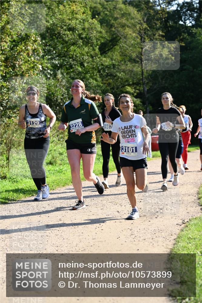 27.09.2026 - 35. Volkslauf durch das schöne Alstertal Dr. Thomas Lammeyer http://msf.ph/oto/10573899 27.09.2026 11:30:35 Laufen 3129, 3228, 3987, 2025, 3101, 3980 meine-sportfotos.de