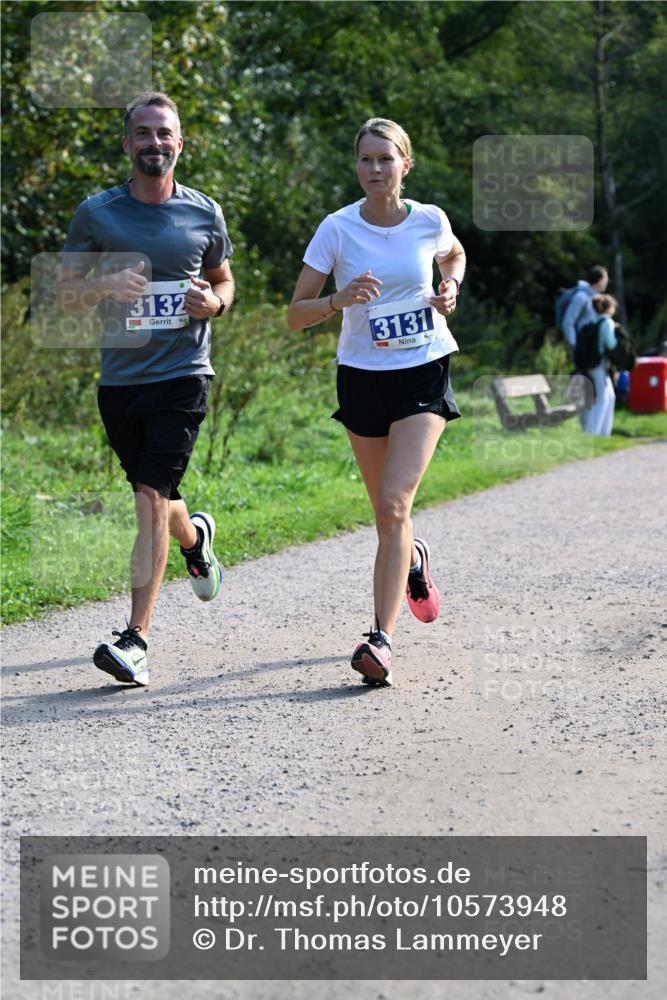 27.09.2026 - 35. Volkslauf durch das schöne Alstertal Dr. Thomas Lammeyer http://msf.ph/oto/10573948 27.09.2026 11:30:45 Laufen 3132, 3131 meine-sportfotos.de