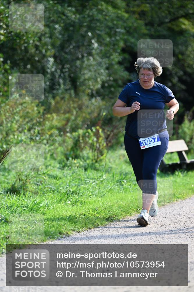 27.09.2026 - 35. Volkslauf durch das schöne Alstertal Dr. Thomas Lammeyer http://msf.ph/oto/10573954 27.09.2026 11:30:50 Laufen 3957 meine-sportfotos.de