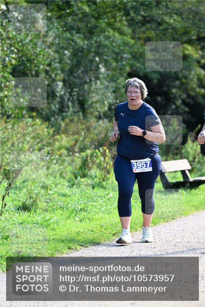 27.09.2026 - 35. Volkslauf durch das schöne Alstertal Dr. Thomas Lammeyer http://msf.ph/oto/10573957 27.09.2026 11:30:50 Laufen 3957 meine-sportfotos.de