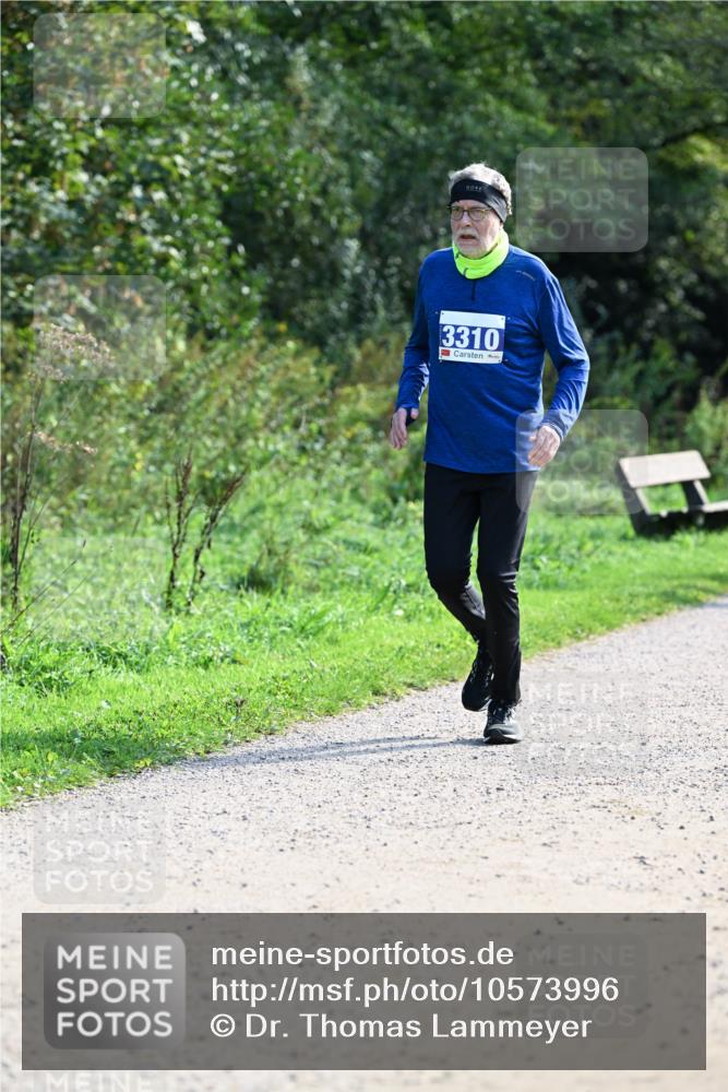 27.09.2026 - 35. Volkslauf durch das schöne Alstertal Dr. Thomas Lammeyer http://msf.ph/oto/10573996 27.09.2026 11:30:58 Laufen 3310 meine-sportfotos.de