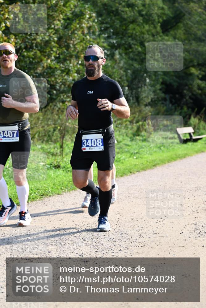 27.09.2026 - 35. Volkslauf durch das schöne Alstertal Dr. Thomas Lammeyer http://msf.ph/oto/10574028 27.09.2026 11:31:03 Laufen 3407, 3408 meine-sportfotos.de