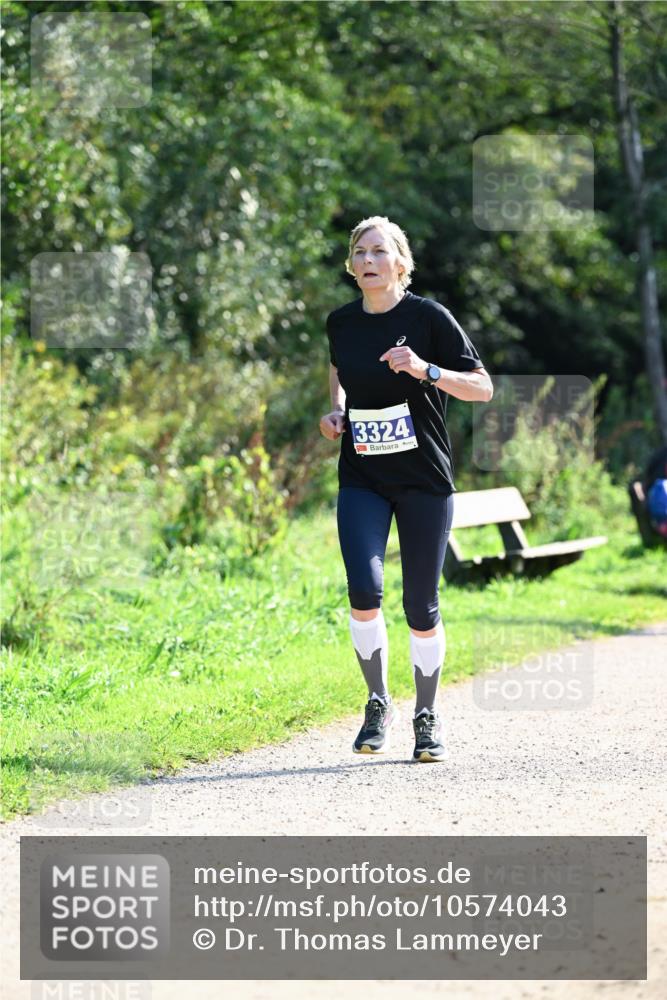 27.09.2026 - 35. Volkslauf durch das schöne Alstertal Dr. Thomas Lammeyer http://msf.ph/oto/10574043 27.09.2026 11:31:11 Laufen 3324 meine-sportfotos.de