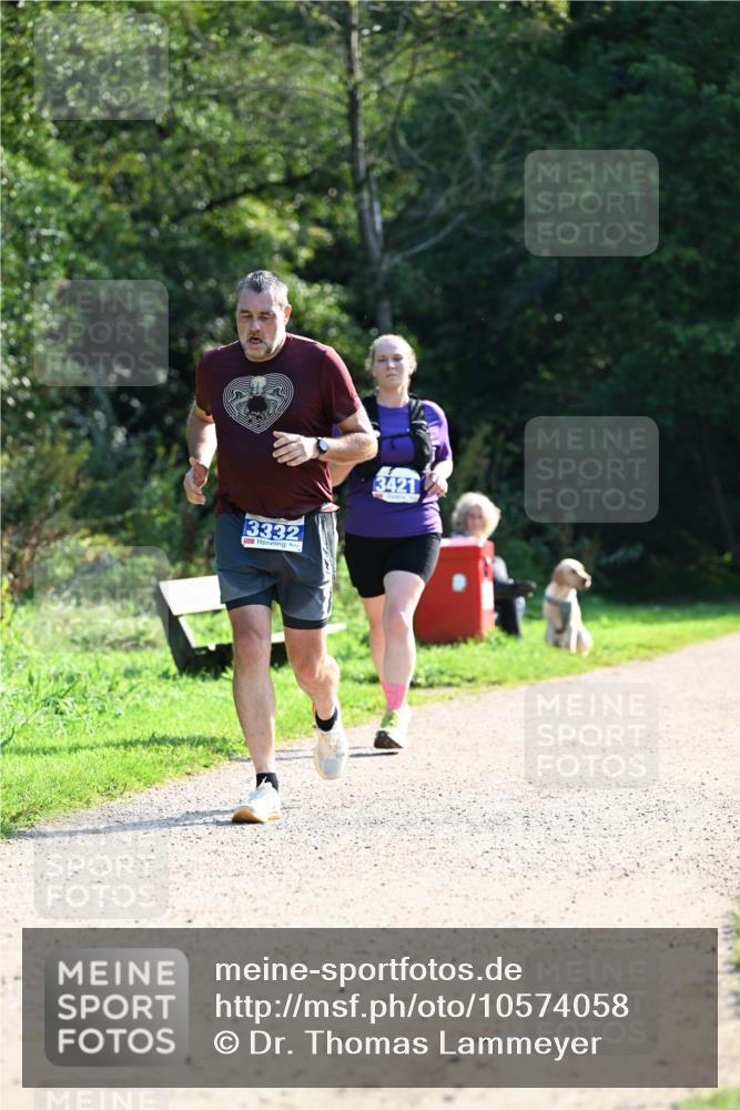 27.09.2026 - 35. Volkslauf durch das schöne Alstertal Dr. Thomas Lammeyer http://msf.ph/oto/10574058 27.09.2026 11:31:14 Laufen 3332, 3421 meine-sportfotos.de
