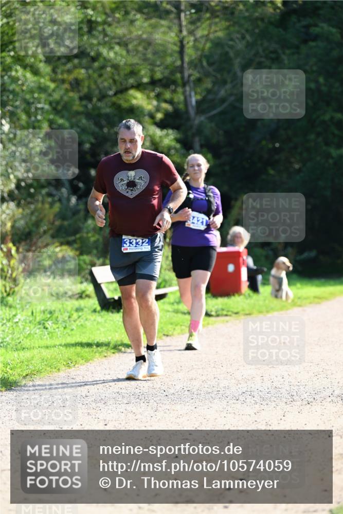27.09.2026 - 35. Volkslauf durch das schöne Alstertal Dr. Thomas Lammeyer http://msf.ph/oto/10574059 27.09.2026 11:31:14 Laufen 3332, 3421 meine-sportfotos.de