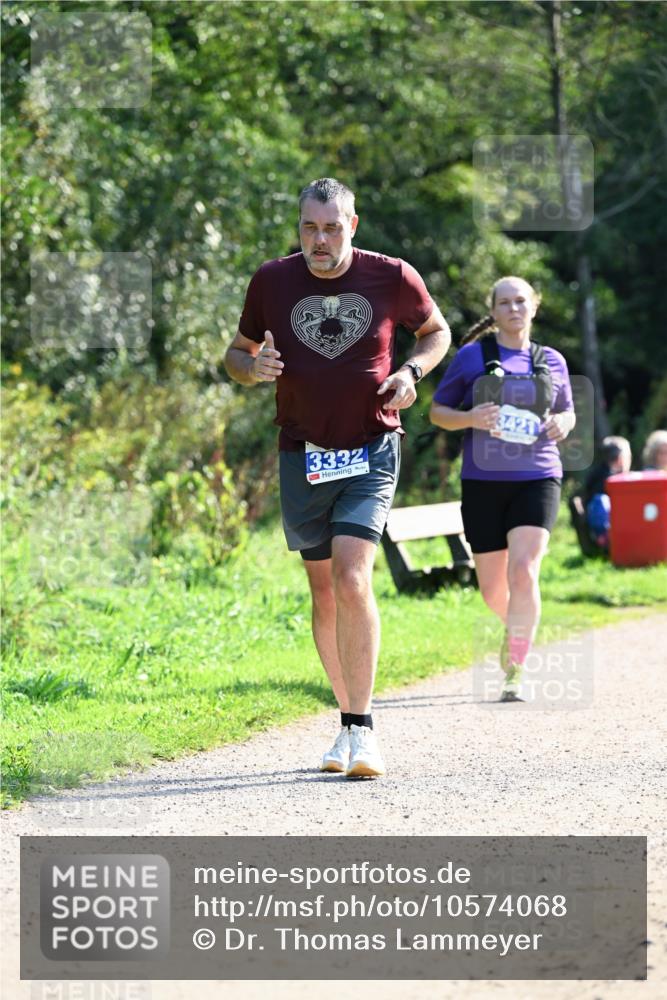 27.09.2026 - 35. Volkslauf durch das schöne Alstertal Dr. Thomas Lammeyer http://msf.ph/oto/10574068 27.09.2026 11:31:14 Laufen 3332, 3421 meine-sportfotos.de
