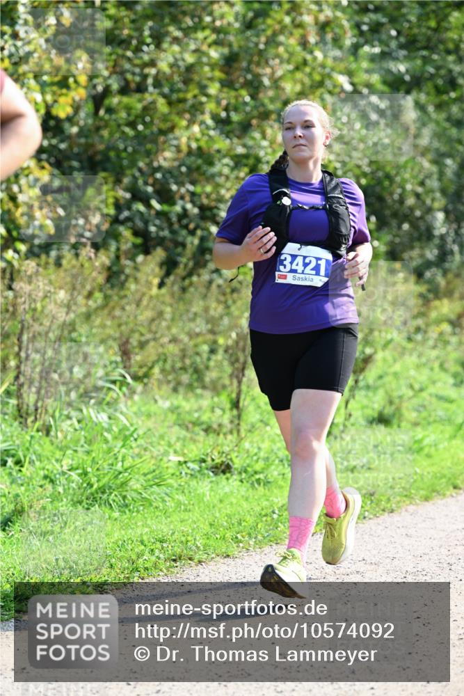 27.09.2026 - 35. Volkslauf durch das schöne Alstertal Dr. Thomas Lammeyer http://msf.ph/oto/10574092 27.09.2026 11:31:17 Laufen 3421 meine-sportfotos.de