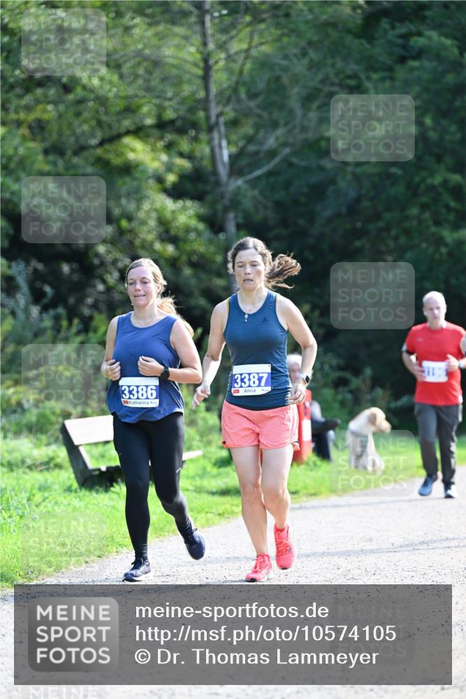 27.09.2026 - 35. Volkslauf durch das schöne Alstertal Dr. Thomas Lammeyer http://msf.ph/oto/10574105 27.09.2026 11:31:29 Laufen 3386, 3387 meine-sportfotos.de