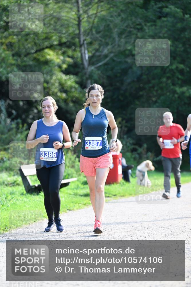 27.09.2026 - 35. Volkslauf durch das schöne Alstertal Dr. Thomas Lammeyer http://msf.ph/oto/10574106 27.09.2026 11:31:29 Laufen 3386, 3387 meine-sportfotos.de