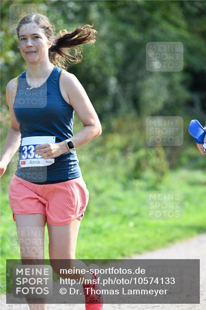 27.09.2026 - 35. Volkslauf durch das schöne Alstertal Dr. Thomas Lammeyer http://msf.ph/oto/10574133 27.09.2026 11:31:33 Laufen 33 meine-sportfotos.de