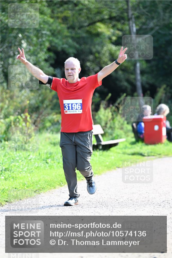 27.09.2026 - 35. Volkslauf durch das schöne Alstertal Dr. Thomas Lammeyer http://msf.ph/oto/10574136 27.09.2026 11:31:34 Laufen 3196 meine-sportfotos.de