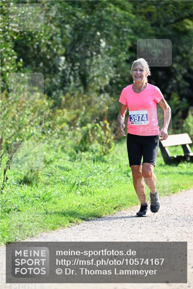 27.09.2026 - 35. Volkslauf durch das schöne Alstertal Dr. Thomas Lammeyer http://msf.ph/oto/10574167 27.09.2026 11:31:39 Laufen 3974 meine-sportfotos.de