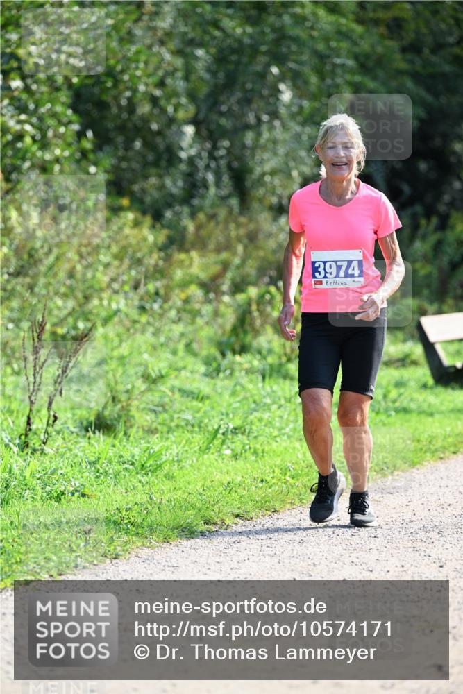 27.09.2026 - 35. Volkslauf durch das schöne Alstertal Dr. Thomas Lammeyer http://msf.ph/oto/10574171 27.09.2026 11:31:40 Laufen 3974 meine-sportfotos.de