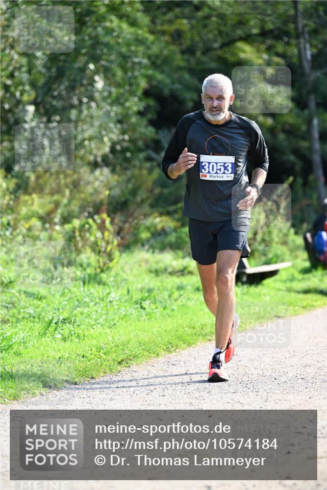 27.09.2026 - 35. Volkslauf durch das schöne Alstertal Dr. Thomas Lammeyer http://msf.ph/oto/10574184 27.09.2026 11:31:43 Laufen 3053 meine-sportfotos.de
