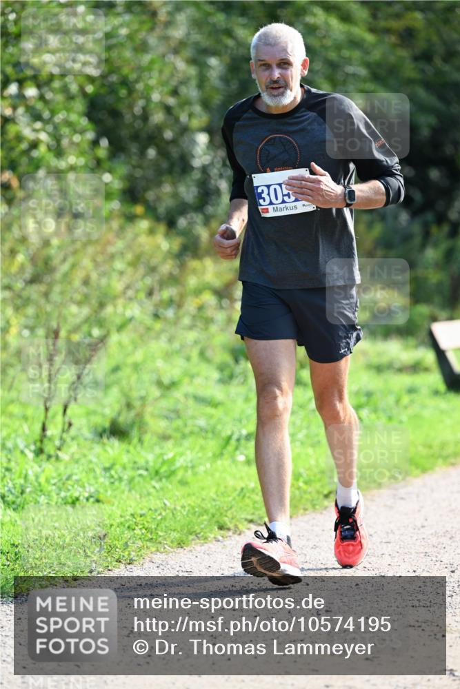 27.09.2026 - 35. Volkslauf durch das schöne Alstertal Dr. Thomas Lammeyer http://msf.ph/oto/10574195 27.09.2026 11:31:44 Laufen 305 meine-sportfotos.de