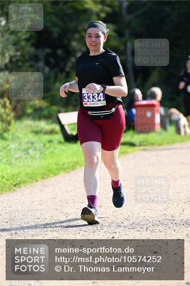 27.09.2026 - 35. Volkslauf durch das schöne Alstertal Dr. Thomas Lammeyer http://msf.ph/oto/10574252 27.09.2026 11:31:54 Laufen 3334 meine-sportfotos.de