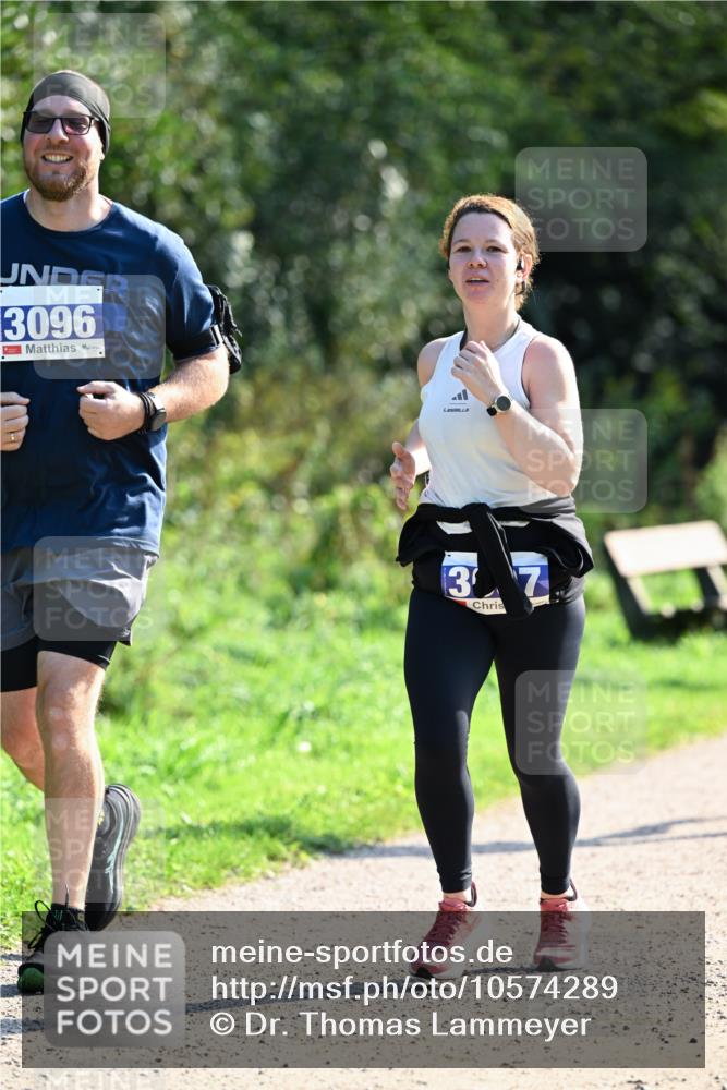 27.09.2026 - 35. Volkslauf durch das schöne Alstertal Dr. Thomas Lammeyer http://msf.ph/oto/10574289 27.09.2026 11:32:03 Laufen 3096, 37 meine-sportfotos.de
