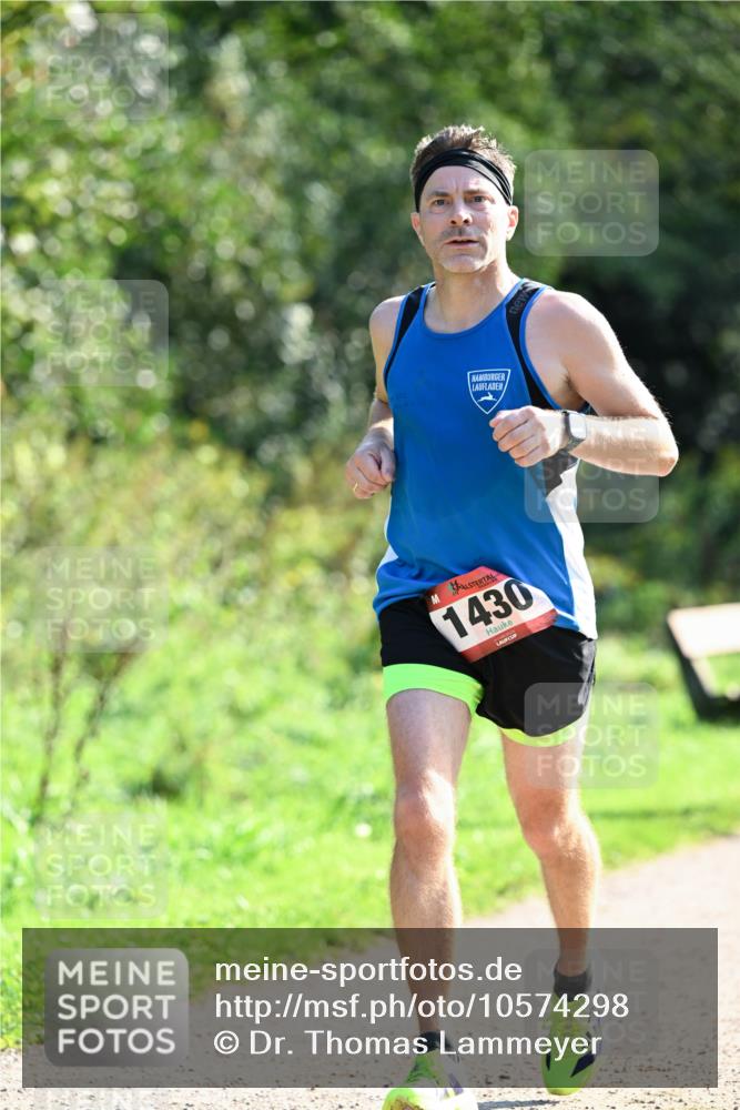 27.09.2026 - 35. Volkslauf durch das schöne Alstertal Dr. Thomas Lammeyer http://msf.ph/oto/10574298 27.09.2026 11:32:05 Laufen 1430 meine-sportfotos.de