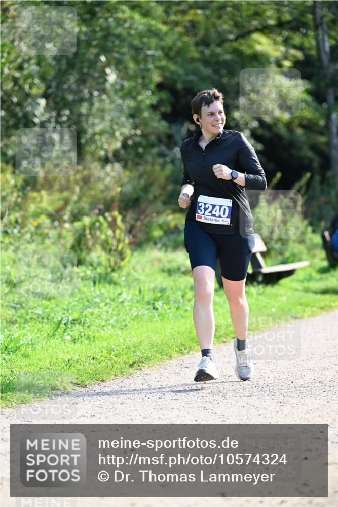 27.09.2026 - 35. Volkslauf durch das schöne Alstertal Dr. Thomas Lammeyer http://msf.ph/oto/10574324 27.09.2026 11:32:09 Laufen 3240 meine-sportfotos.de