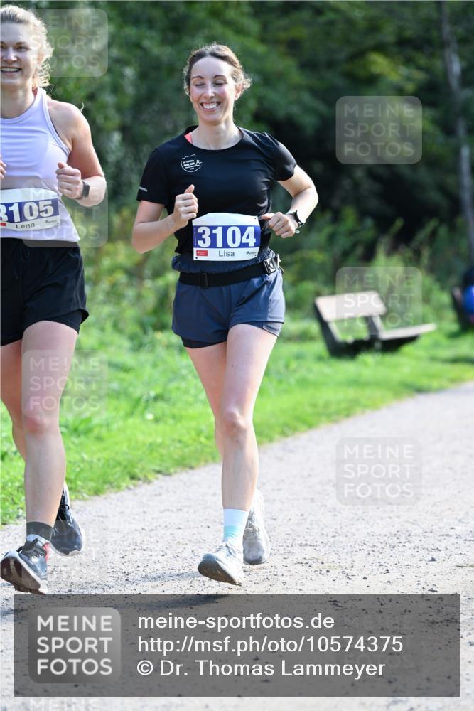 27.09.2026 - 35. Volkslauf durch das schöne Alstertal Dr. Thomas Lammeyer http://msf.ph/oto/10574375 27.09.2026 11:32:24 Laufen 3105, 3104 meine-sportfotos.de