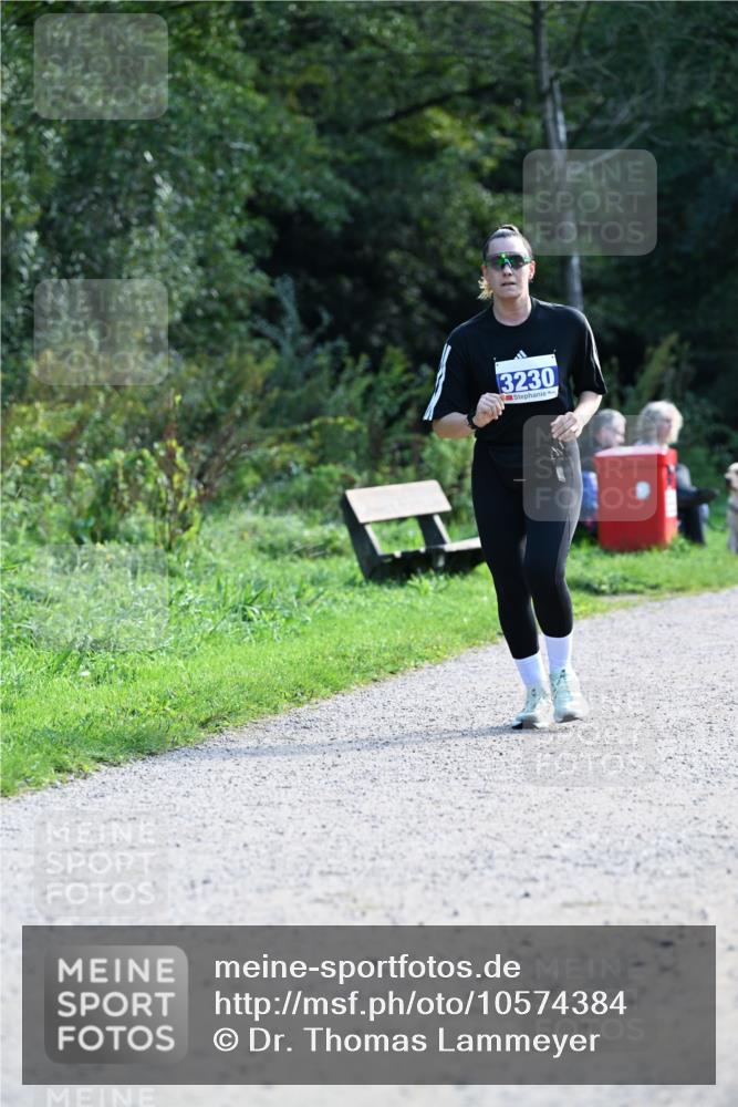 27.09.2026 - 35. Volkslauf durch das schöne Alstertal Dr. Thomas Lammeyer http://msf.ph/oto/10574384 27.09.2026 11:32:26 Laufen 3230 meine-sportfotos.de