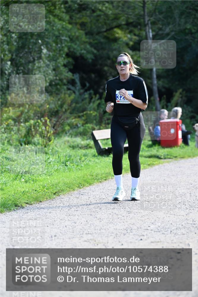 27.09.2026 - 35. Volkslauf durch das schöne Alstertal Dr. Thomas Lammeyer http://msf.ph/oto/10574388 27.09.2026 11:32:27 Laufen 32 meine-sportfotos.de