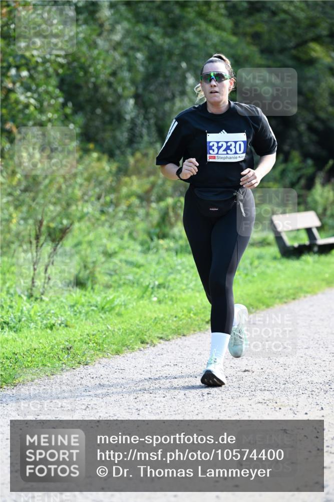27.09.2026 - 35. Volkslauf durch das schöne Alstertal Dr. Thomas Lammeyer http://msf.ph/oto/10574400 27.09.2026 11:32:28 Laufen 3230 meine-sportfotos.de