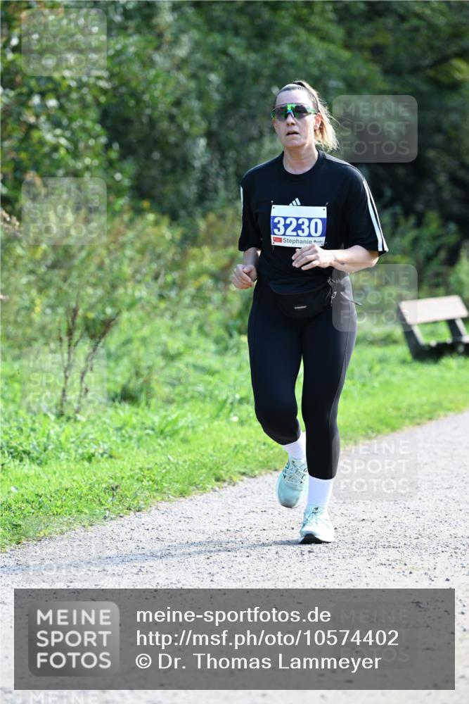 27.09.2026 - 35. Volkslauf durch das schöne Alstertal Dr. Thomas Lammeyer http://msf.ph/oto/10574402 27.09.2026 11:32:28 Laufen 3230 meine-sportfotos.de