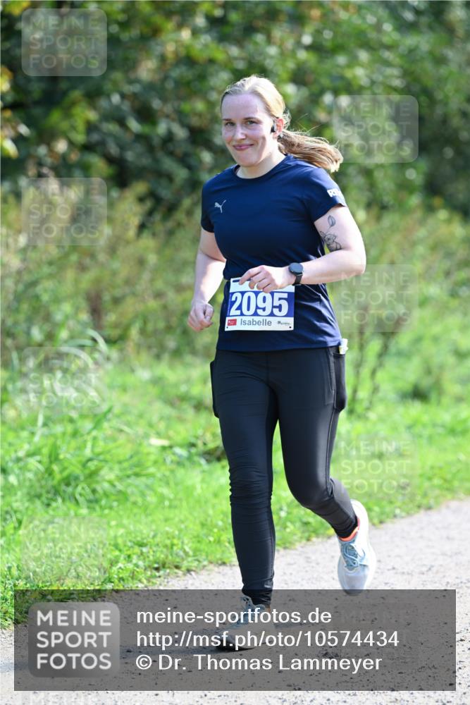 27.09.2026 - 35. Volkslauf durch das schöne Alstertal Dr. Thomas Lammeyer http://msf.ph/oto/10574434 27.09.2026 11:32:38 Laufen 2095 meine-sportfotos.de