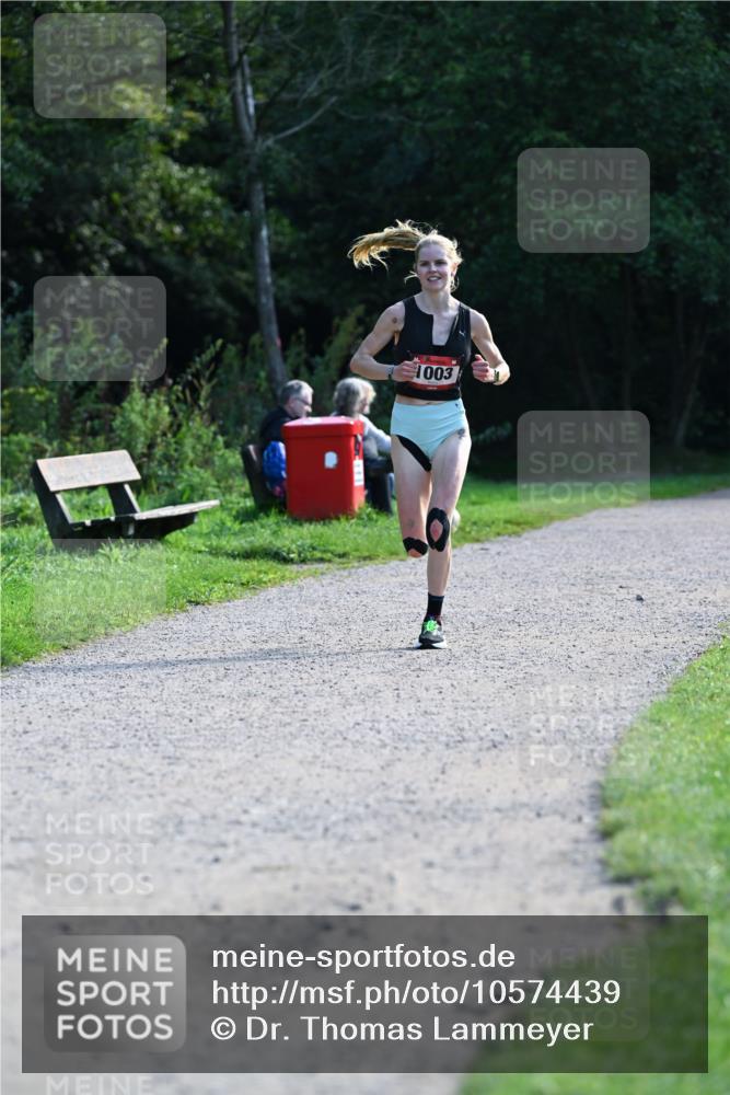 27.09.2026 - 35. Volkslauf durch das schöne Alstertal Dr. Thomas Lammeyer http://msf.ph/oto/10574439 27.09.2026 11:32:42 Laufen 1003 meine-sportfotos.de