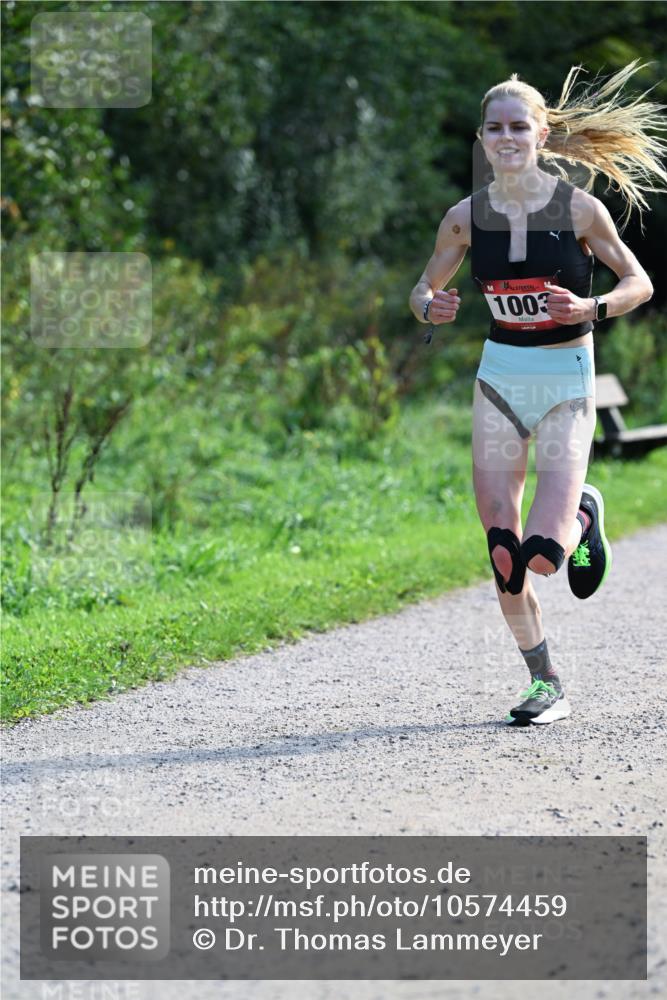 27.09.2026 - 35. Volkslauf durch das schöne Alstertal Dr. Thomas Lammeyer http://msf.ph/oto/10574459 27.09.2026 11:32:44 Laufen 1003 meine-sportfotos.de