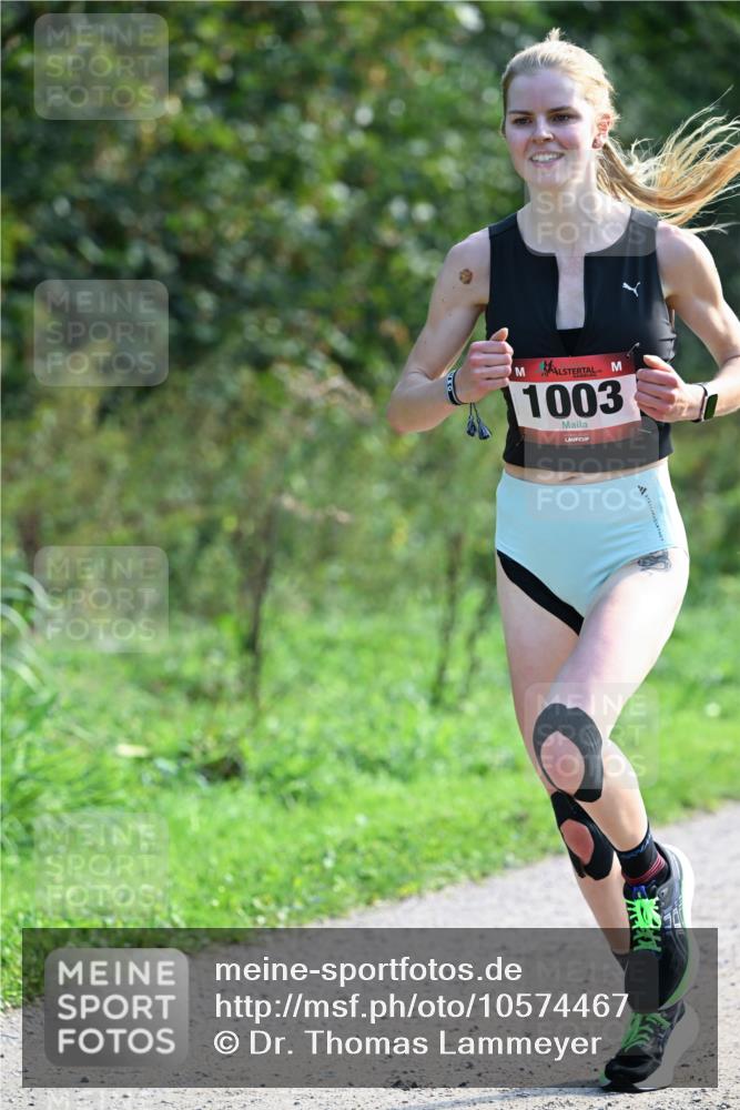 27.09.2026 - 35. Volkslauf durch das schöne Alstertal Dr. Thomas Lammeyer http://msf.ph/oto/10574467 27.09.2026 11:32:45 Laufen 1003 meine-sportfotos.de