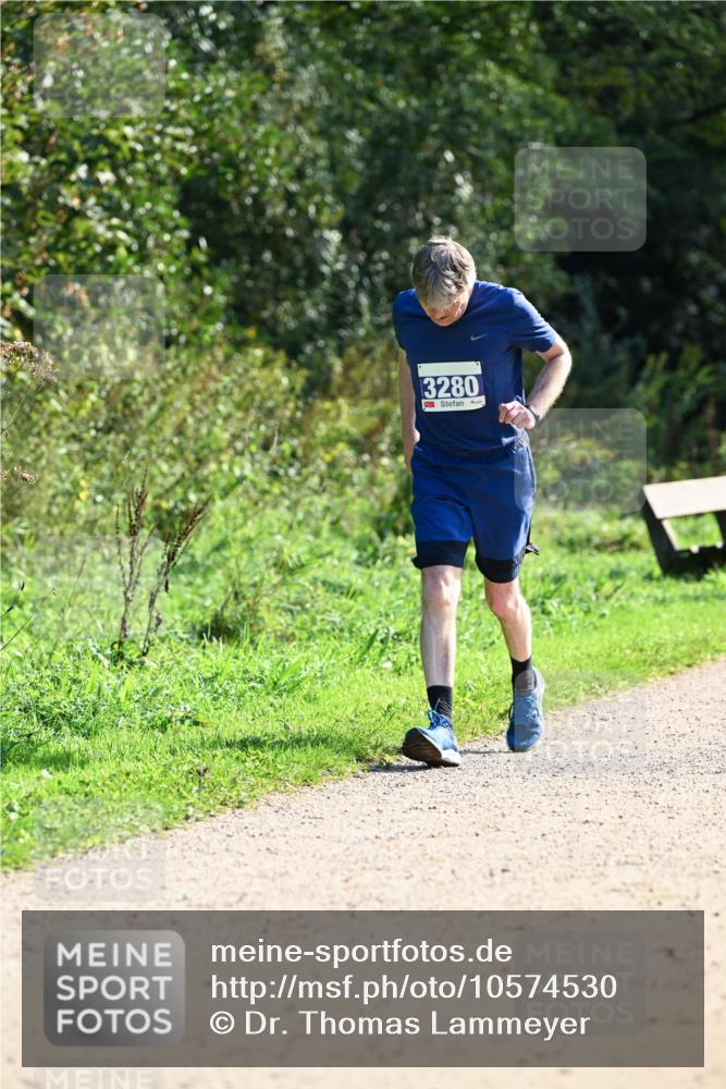 27.09.2026 - 35. Volkslauf durch das schöne Alstertal Dr. Thomas Lammeyer http://msf.ph/oto/10574530 27.09.2026 11:32:58 Laufen 3280 meine-sportfotos.de