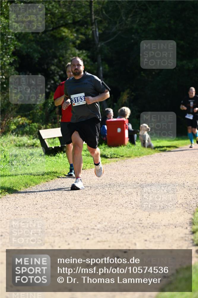 27.09.2026 - 35. Volkslauf durch das schöne Alstertal Dr. Thomas Lammeyer http://msf.ph/oto/10574536 27.09.2026 11:33:01 Laufen 3153 meine-sportfotos.de
